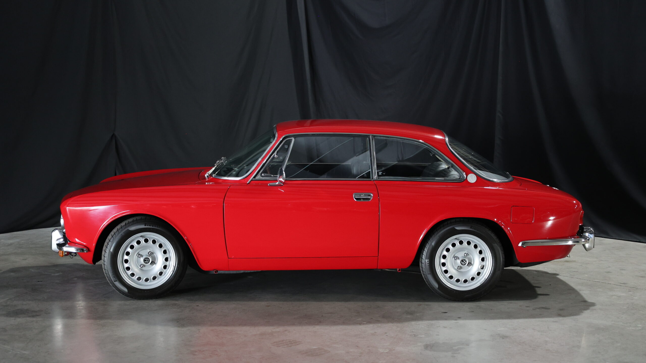 1974 Alfa Romeo GTV 2000