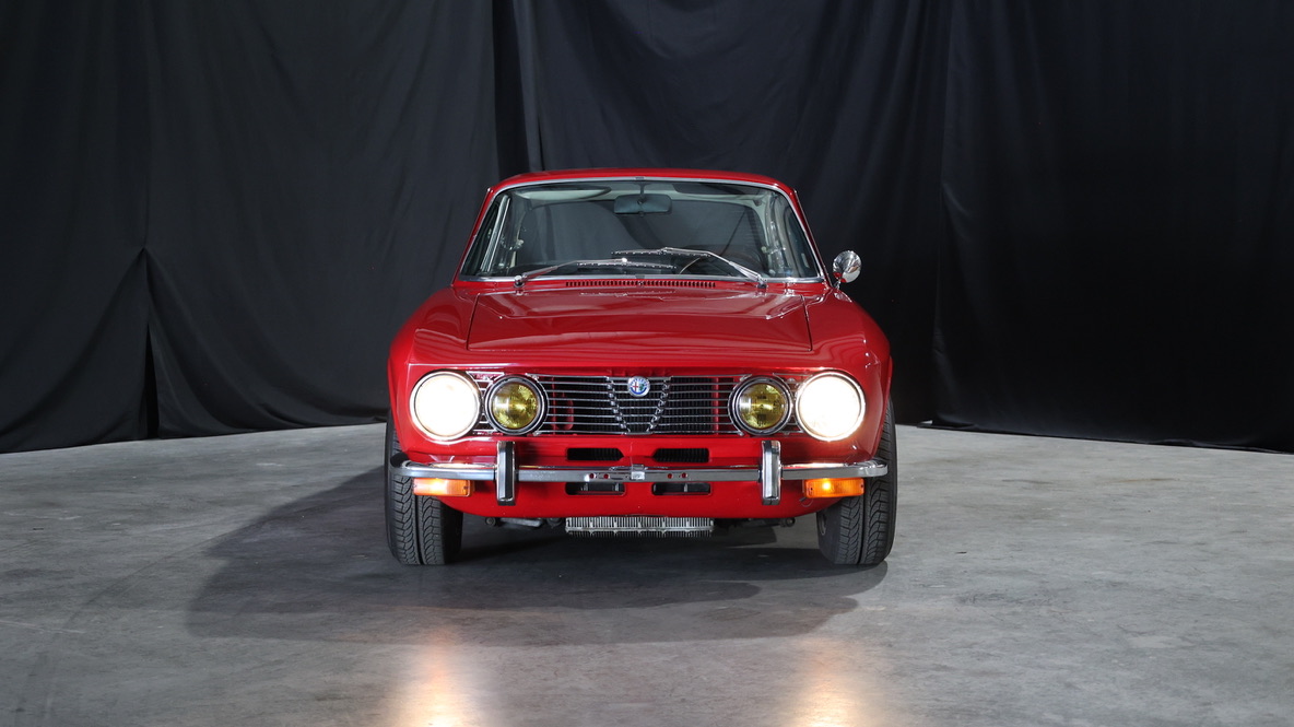 1974 Alfa Romeo GTV 2000